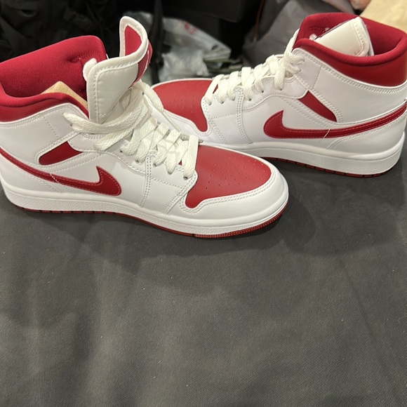 Jordan - Picture 2 of 4